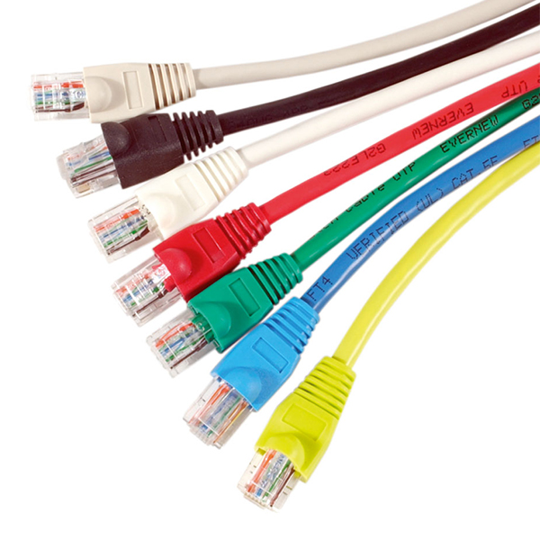 Cable de Red Patchcord CCA 15,00m Blanco DRACMA