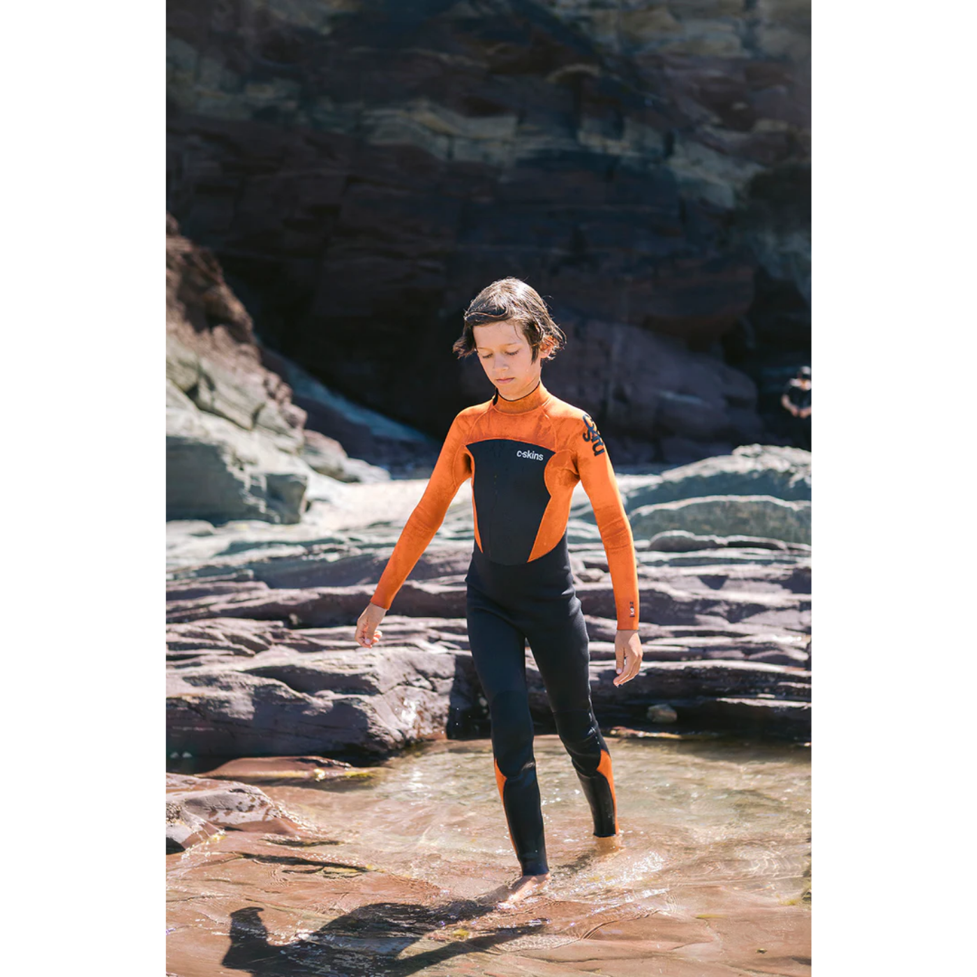 Traje de neopreno c-skins NIÑO Largo CHARCOAL/BURNT ORANGE