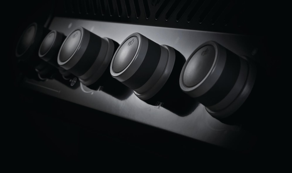 Parrilla Barbacoa Napoleon Rogue 425 SB-3 Quemador+1 Lateral