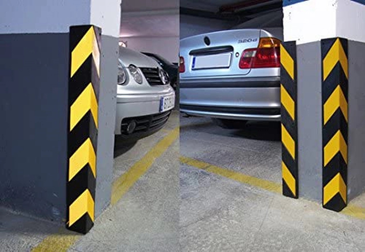 Protector de Esquinas Largo 120cm x 1cm x 10cm - Parking Protector de Esquinas Largo 120cm x 1cm x 10cm - Parking